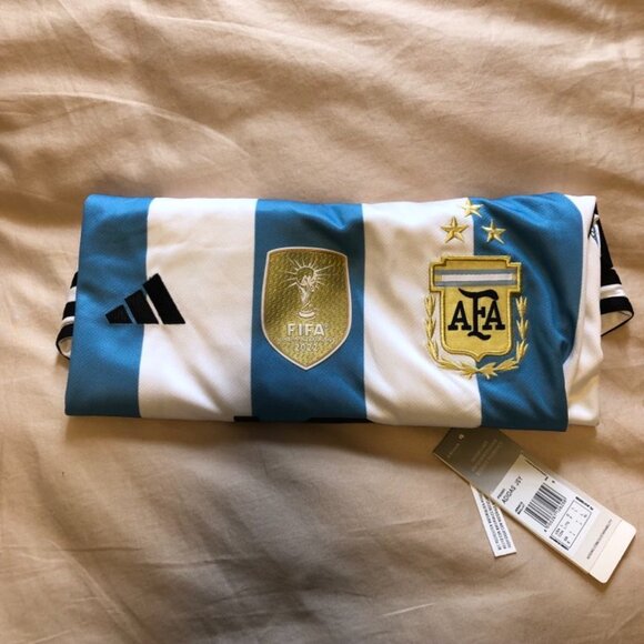 Adidas Argentina Messi Home Jersey 3 Stars 2022 - Picture 3 of 9